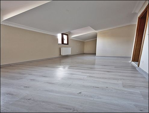 4+2 BEYLİKDÜZÜ KAVAKLI DENİZ CEPHE HUZUR DOLU BİR YAPI (Turkey